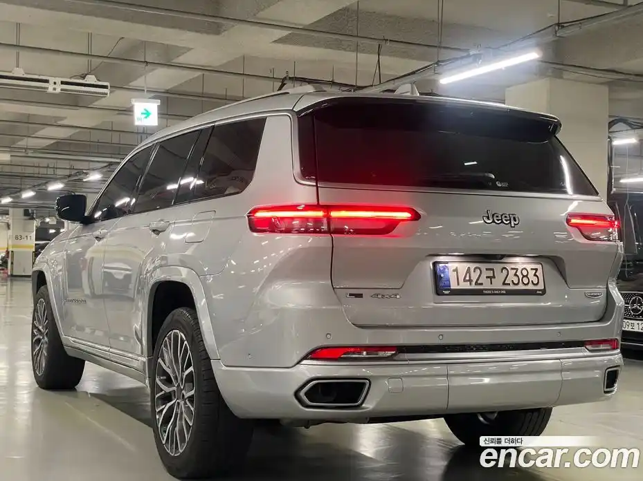 Jeep Cherokee 2021 3.6 Автомат в Москве № 584476, фото 6