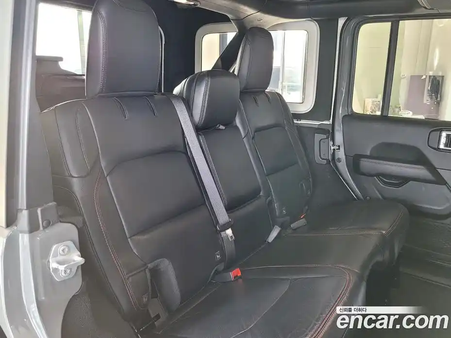 Jeep Wrangler 2023 2.0 Автомат в Москве № 584478, фото 19