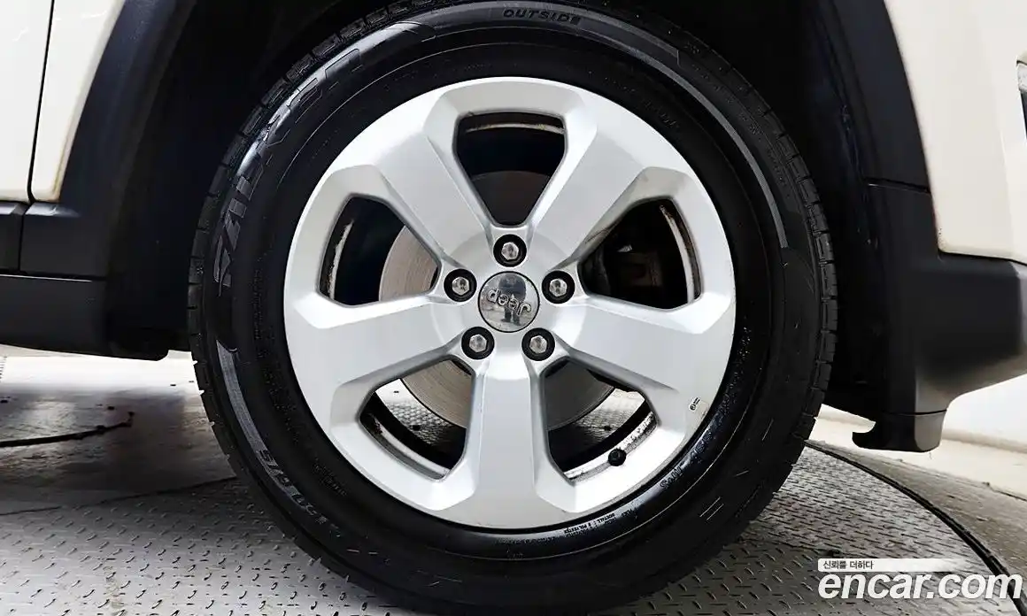 Jeep Compass 2019 2.4 Автомат в Москве № 584491, фото 7