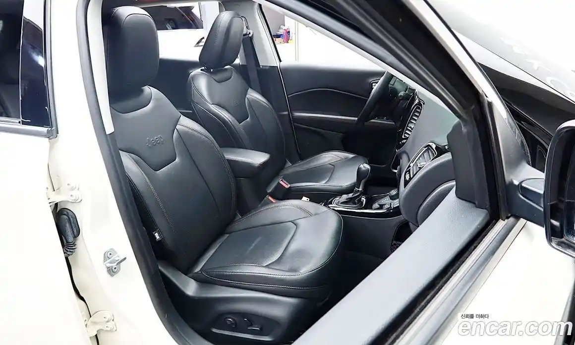 Jeep Compass 2019 2.4 Автомат в Москве № 584491, фото 9