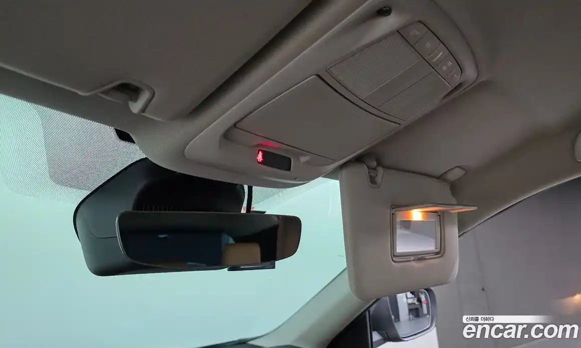 Renault QM6 2024 2.0 Автомат в Москве № 584535, фото 16