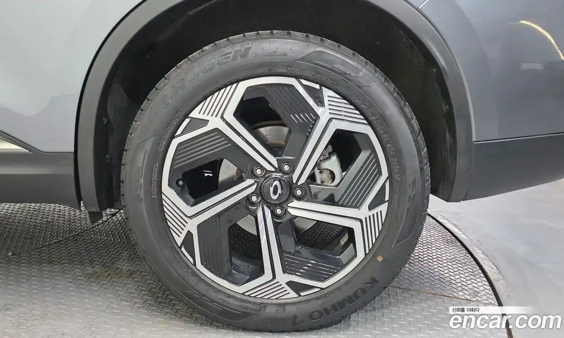 Renault QM6 2024 2.0 Автомат в Москве № 584535, фото 5