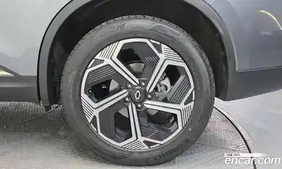 Renault QM6 2024 2.0 Автомат в Москве № 584535, миниатюра 5