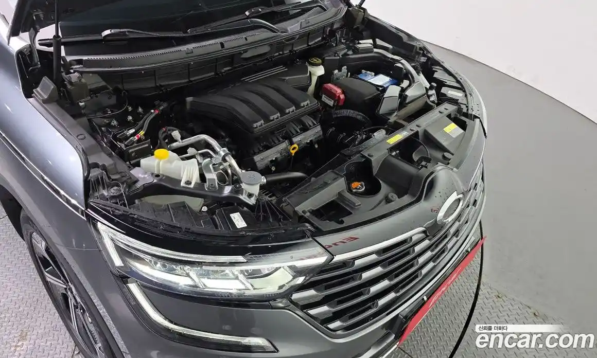 Renault QM6 2024 2.0 Автомат в Москве № 584535, фото 6