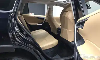 Toyota RAV4 2025 2.5 Автомат в Москве № 584555, миниатюра 12