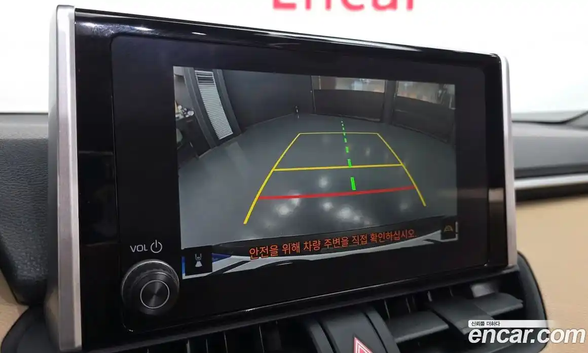 Toyota RAV4 2025 2.5 Автомат в Москве № 584555, фото 15