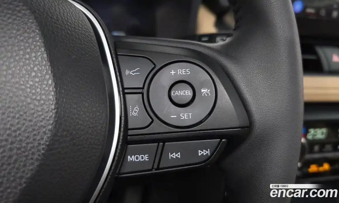 Toyota RAV4 2025 2.5 Автомат в Москве № 584555, фото 17