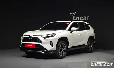 Toyota RAV4, 2025