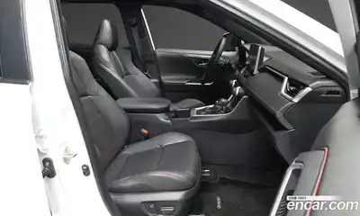 Toyota RAV4 2025 2.5 Автомат в Москве № 584556, миниатюра 11