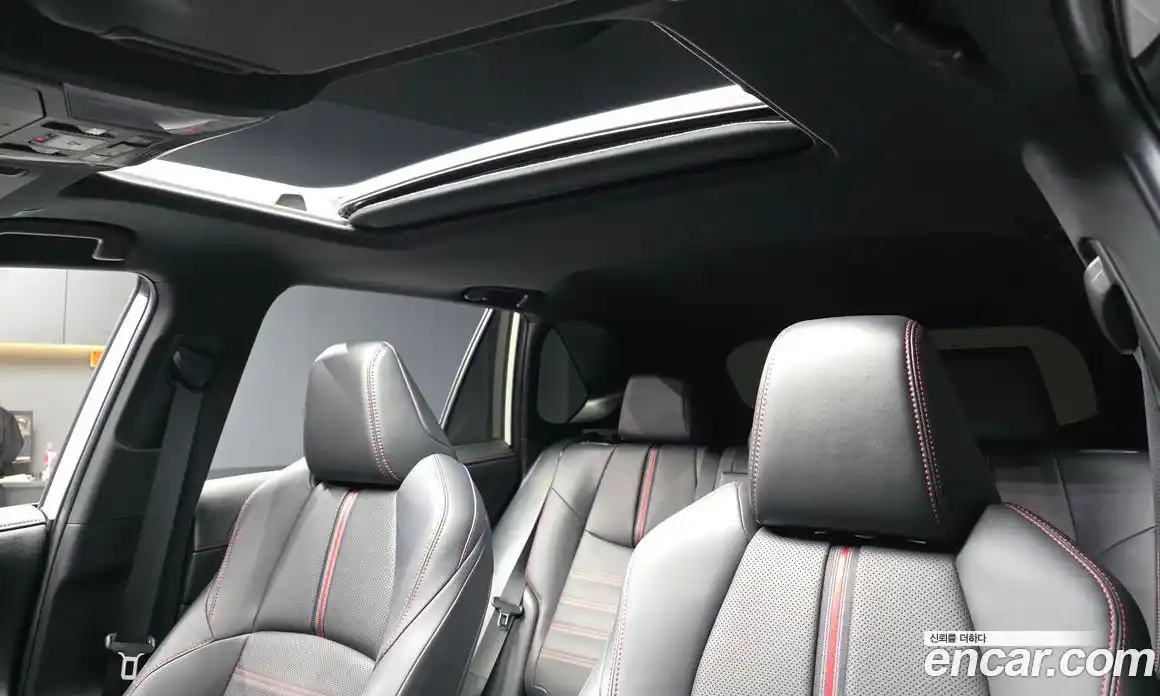 Toyota RAV4 2025 2.5 Автомат в Москве № 584556, фото 18