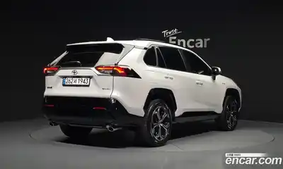 Toyota RAV4 2025 2.5 Автомат в Москве № 584556, миниатюра 2