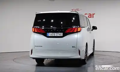 Toyota Alphard 2024 2.5 Автомат в Москве № 584575, миниатюра 4