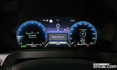 Toyota Alphard 2024 2.5 Автомат в Москве № 584575, миниатюра 8