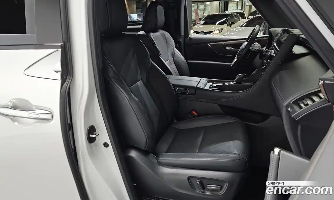 Toyota Alphard 2024 2.5 Автомат в Москве № 584575, фото 10