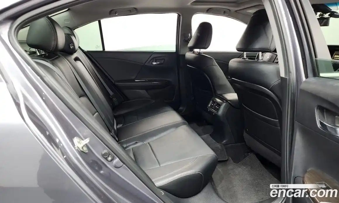 Honda Accord 2014 2.4 Автомат в Москве № 584602, фото 12