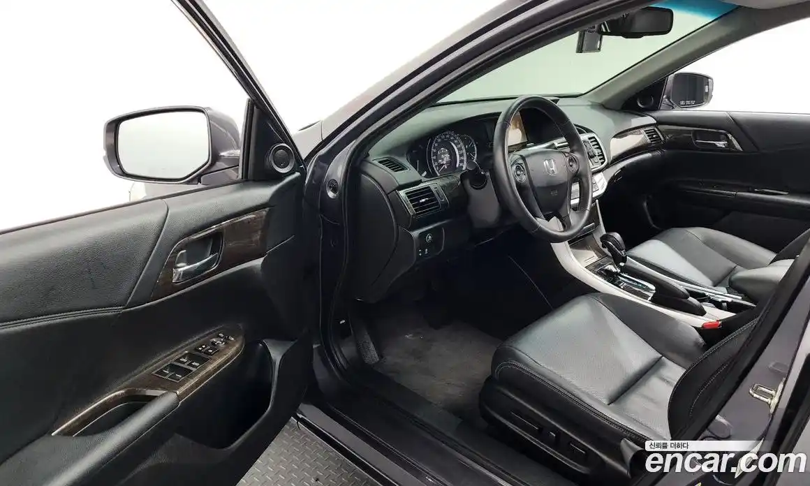 Honda Accord 2014 2.4 Автомат в Москве № 584602, фото 10