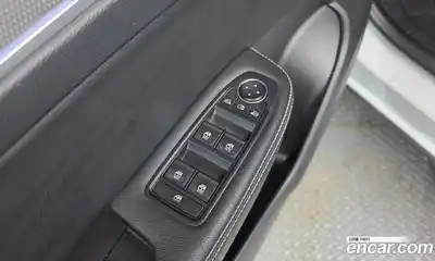 Renault XM3 2023 1.6 Автомат в Москве № 584655, миниатюра 12