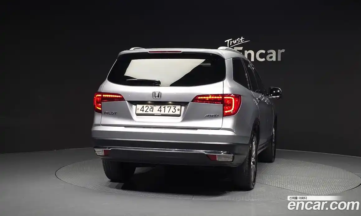 Honda Pilot 2017 3.5 Автомат в Москве № 584671, фото 4