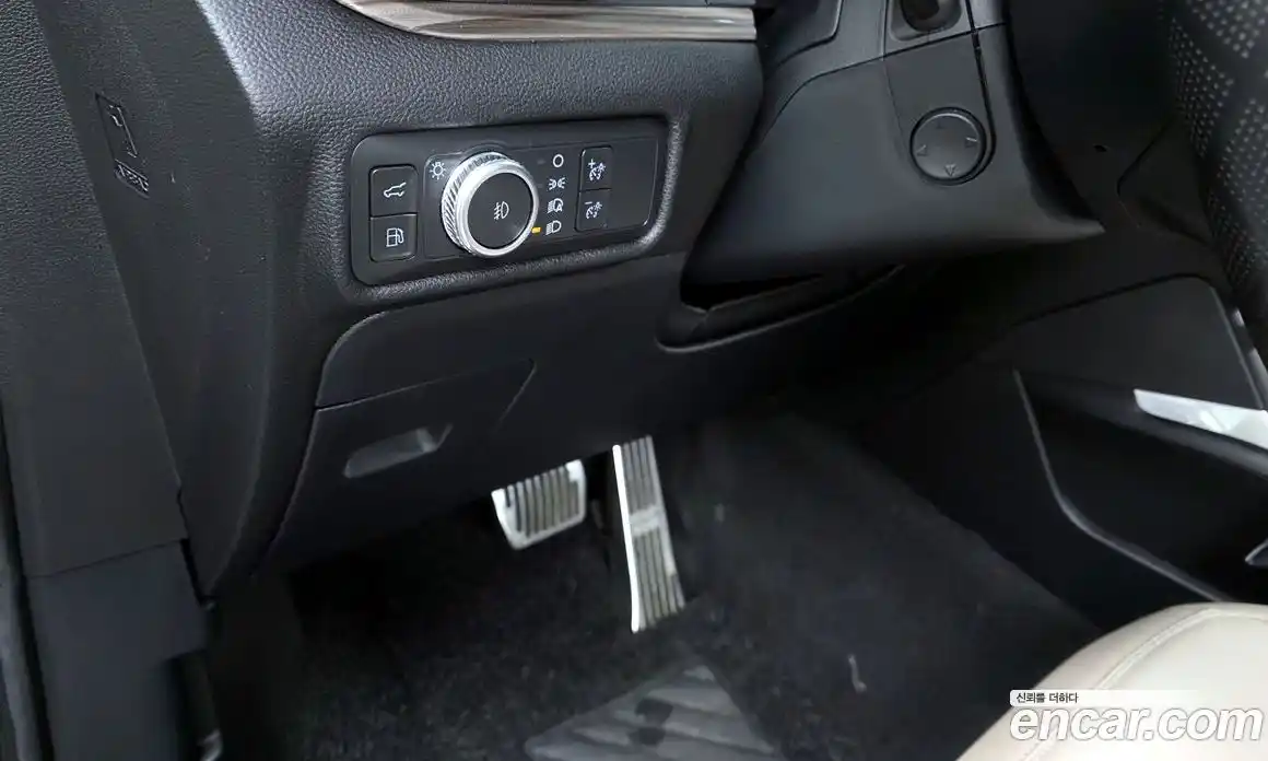 Ford Explorer 2022 3.3 Автомат в Москве № 584847, фото 18