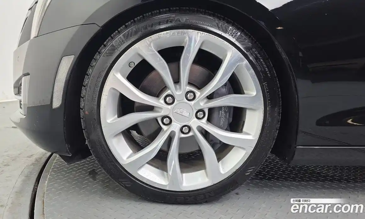 Cadillac ATS 2017 2.0 Автомат в Москве № 585607, фото 5