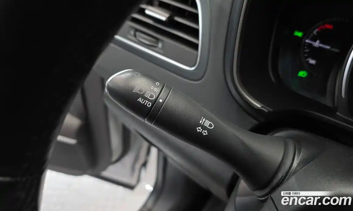 Renault QM6 2023 2.0 Автомат в Москве № 586123, фото 17