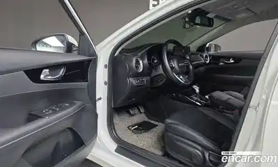 Kia K3 2023 1.6 Автомат в Москве № 586258, миниатюра 11