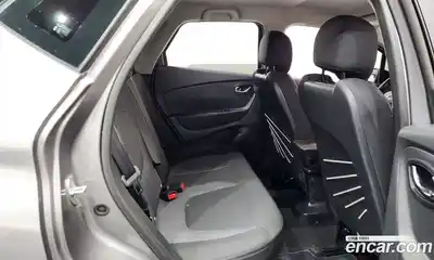 Renault QM3 2017 1.5 Автомат в Москве № 586539, миниатюра 12