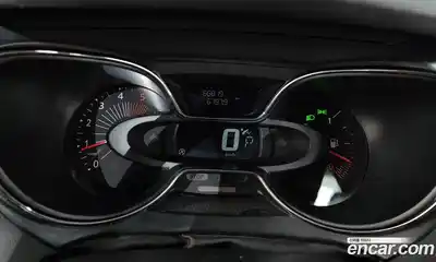 Renault QM3 2017 1.5 Автомат в Москве № 586539, миниатюра 8