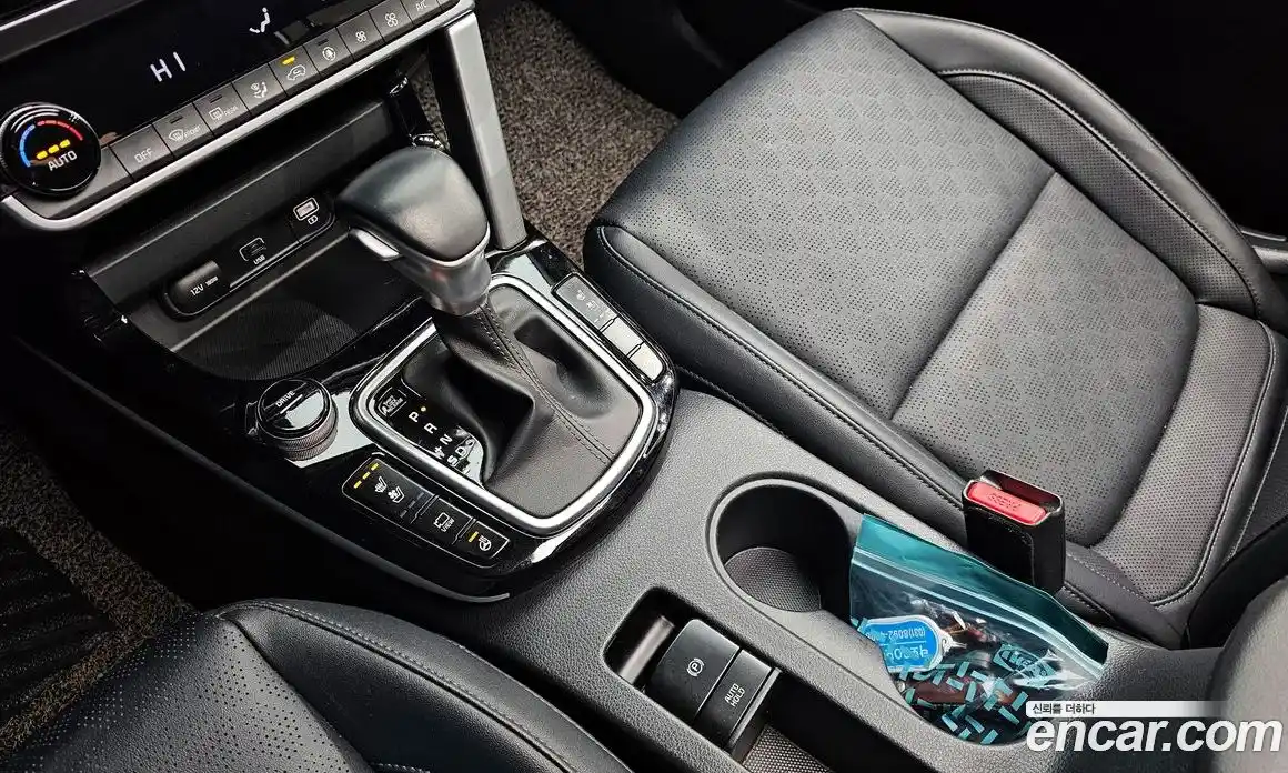 Kia Seltos 2021 1.6 Автомат в Москве № 586871, фото 9