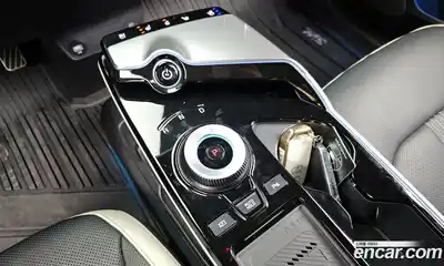 Kia EV6 2024 0.1 Автомат в Москве № 587029, миниатюра 9