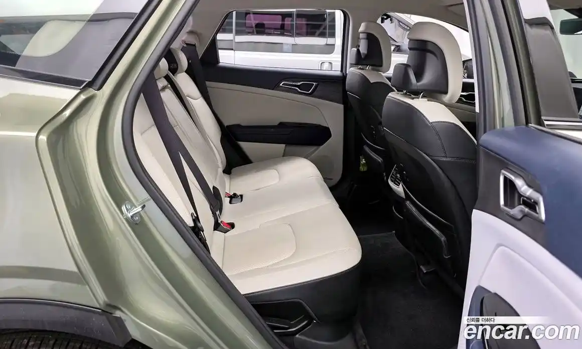 Kia Sportage 2023 1.6 Автомат в Москве № 587178, фото 12