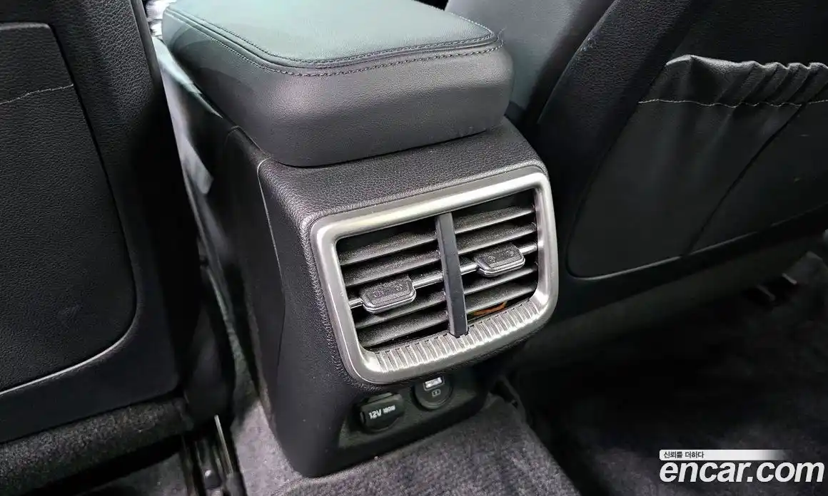 Kia K5 2022 2.0 Автомат в Москве № 587275, фото 19