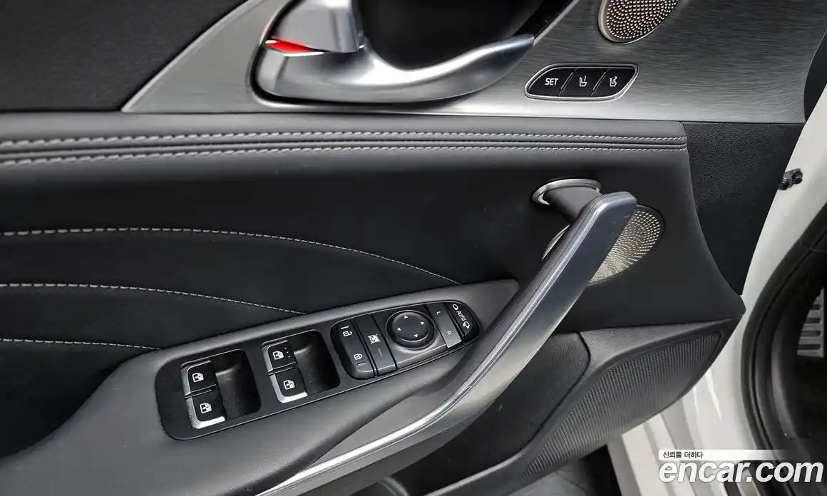 Kia Stinger 2023 2.5 Автомат в Москве № 587334, фото 14