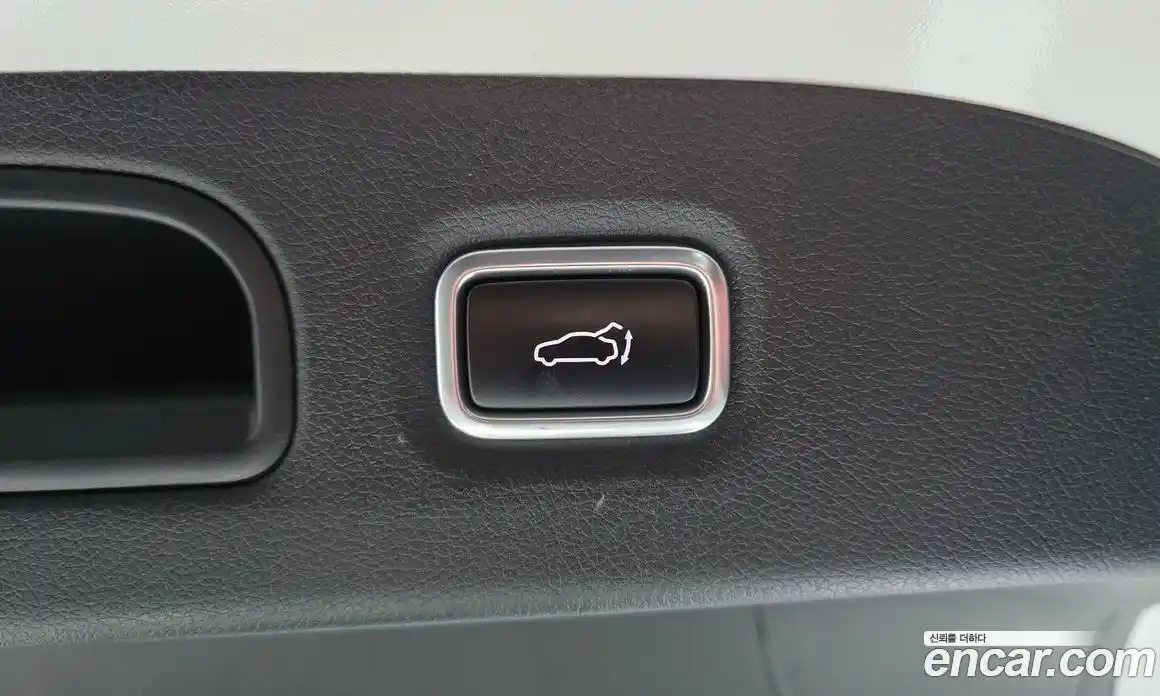 Kia Stinger 2023 2.5 Автомат в Москве № 587334, фото 20