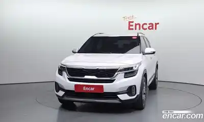 Kia Seltos 2022 1.6 Автомат в Москве № 587463, миниатюра 3