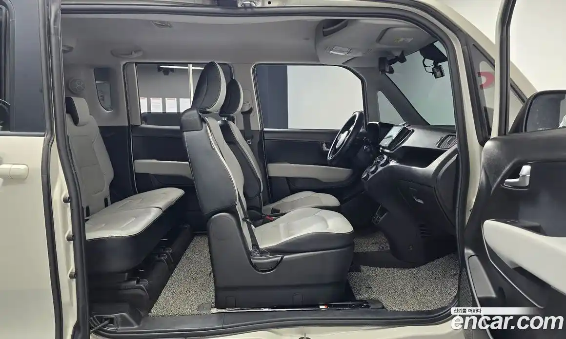 Kia Ray 2023 1.0 Автомат в Москве № 587870, фото 12