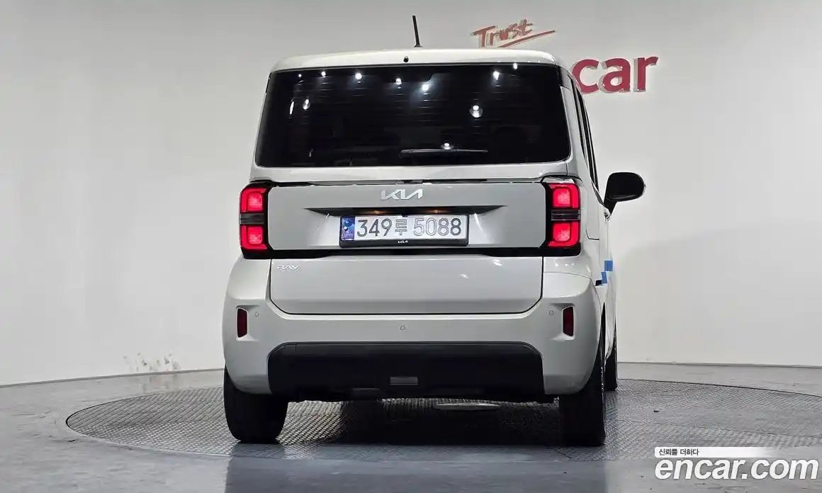 Kia Ray 2023 1.0 Автомат в Москве № 587870, фото 4