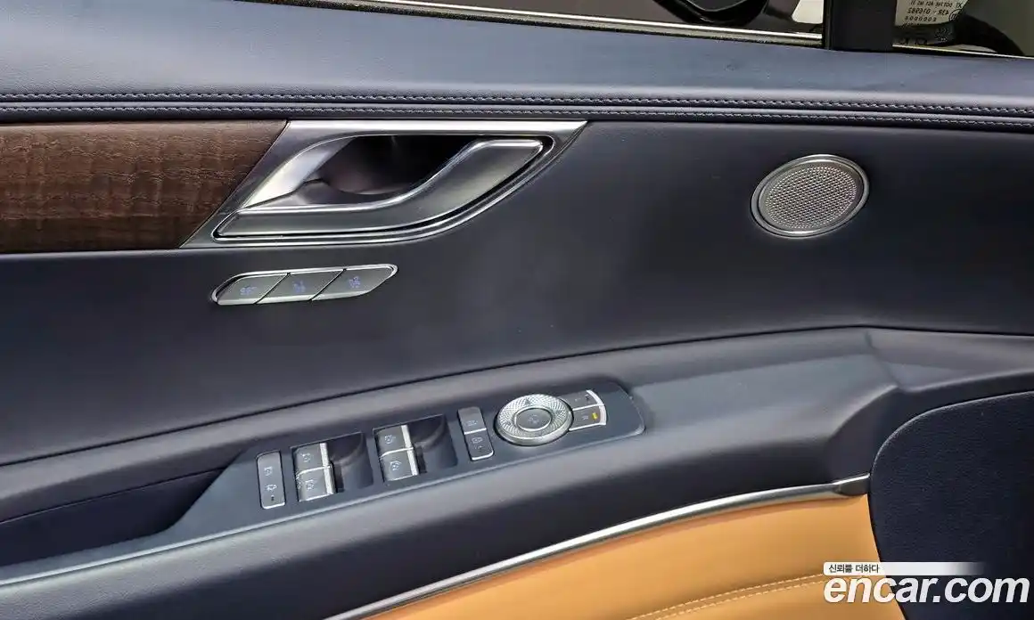 Genesis GV80 2022 2.5 Автомат в Москве № 588043, фото 18