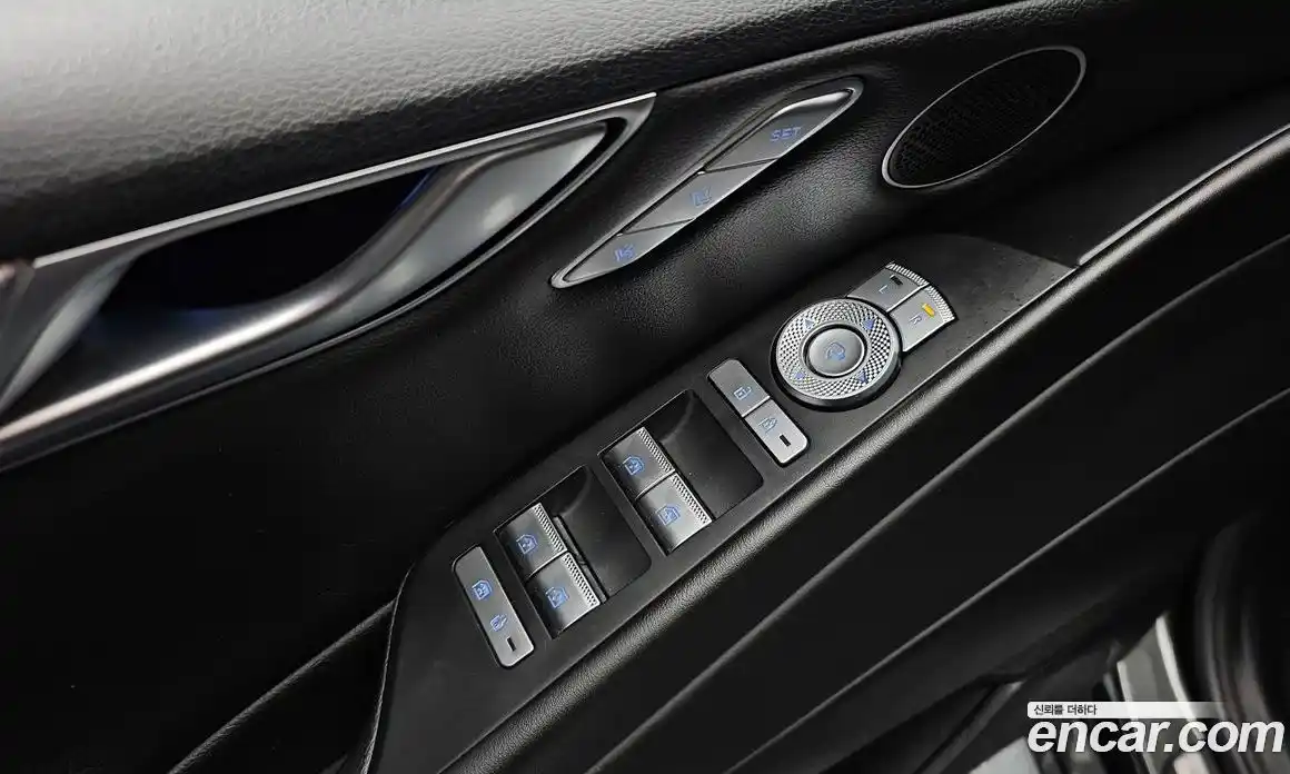 Genesis G80 2023 2.5 Автомат в Москве № 588279, фото 16