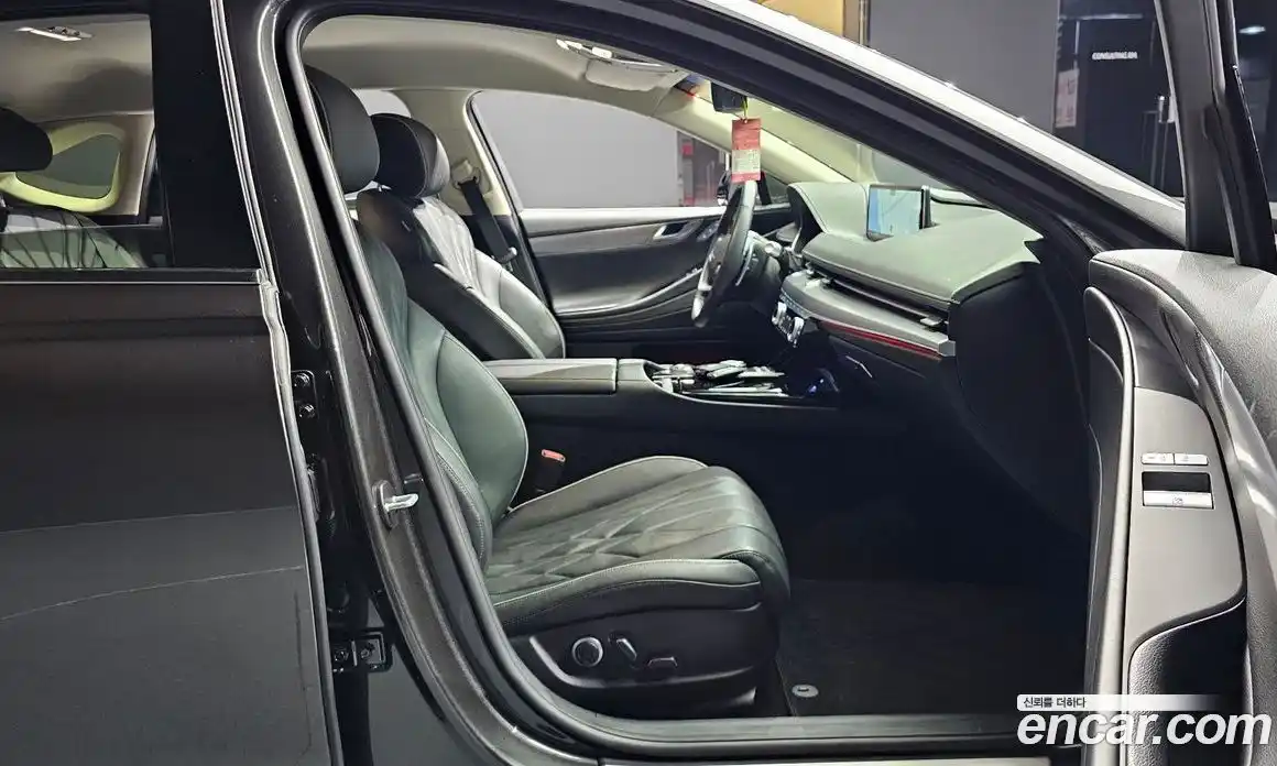 Genesis G80 2023 2.5 Автомат в Москве № 588279, фото 10