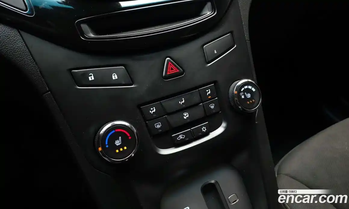 Chevrolet Orlando 2012 2.0 Автомат в Москве № 588658, фото 15