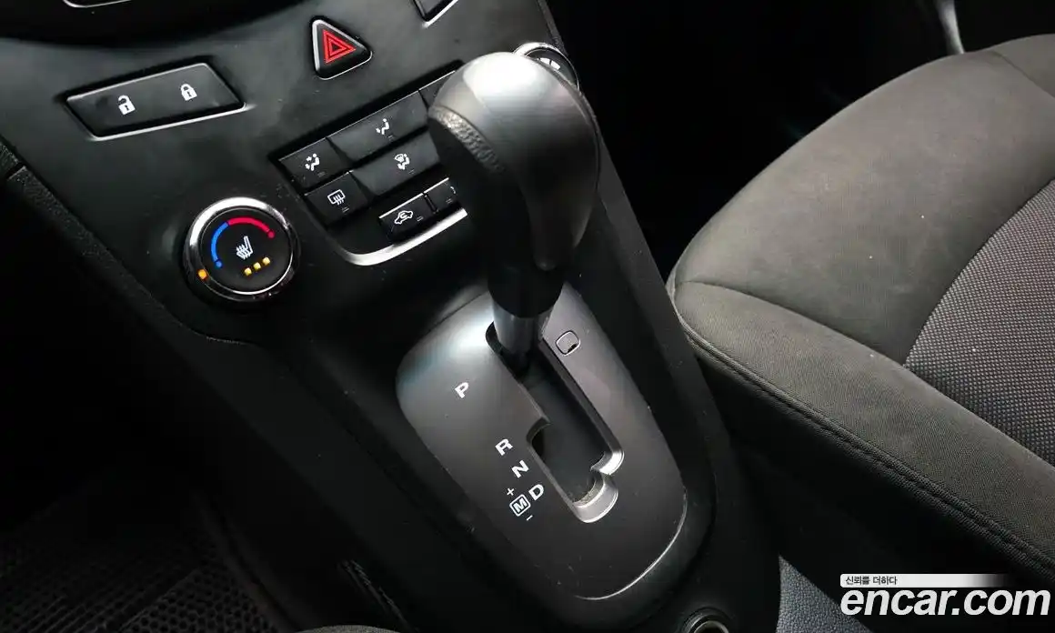 Chevrolet Orlando 2012 2.0 Автомат в Москве № 588658, фото 9