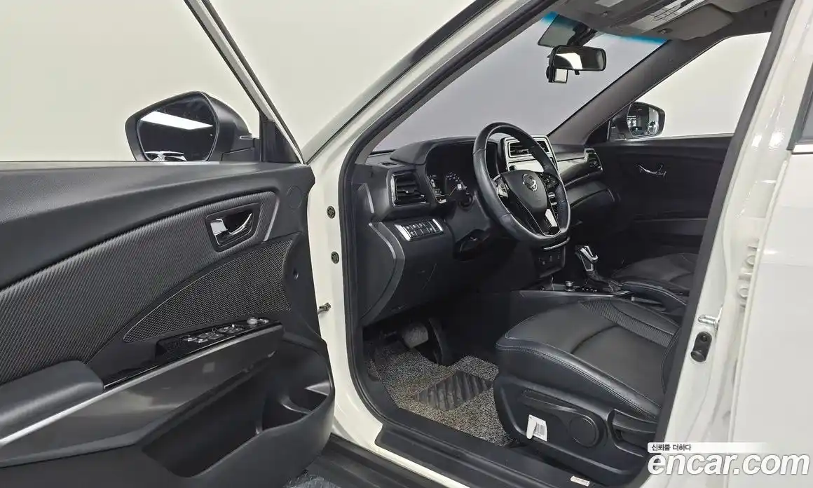 SsangYong TIBOLI 2020 1.5 Автомат в Москве № 588812, фото 10