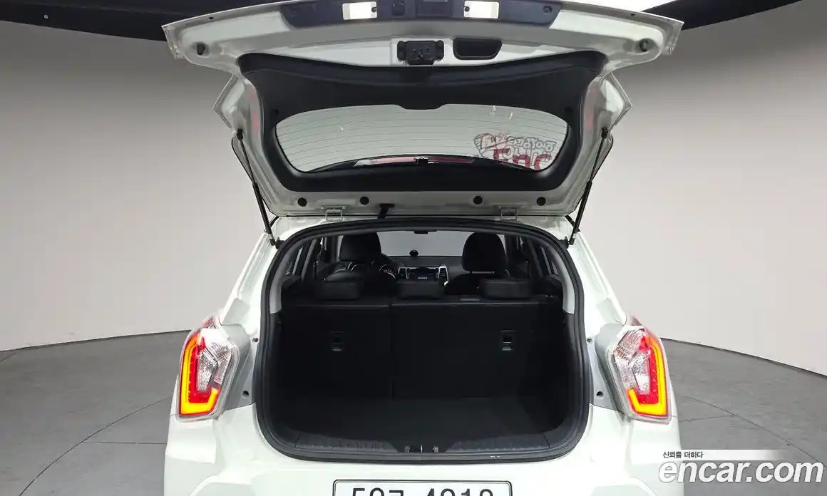 SsangYong TIBOLI 2015 1.6 Автомат в Москве № 589246, фото 19