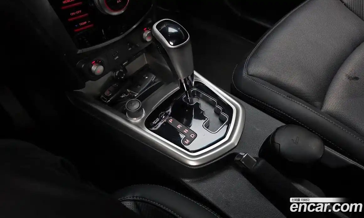 SsangYong TIBOLI 2015 1.6 Автомат в Москве № 589246, фото 8