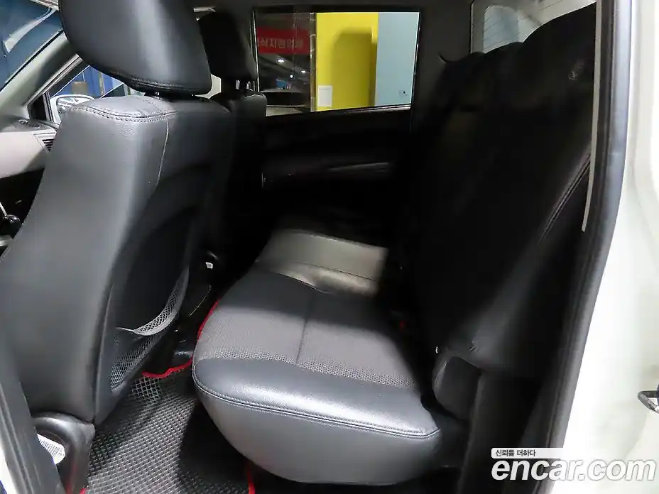 SsangYong Korando 2014 2.0 Автомат в Москве № 589492, фото 12