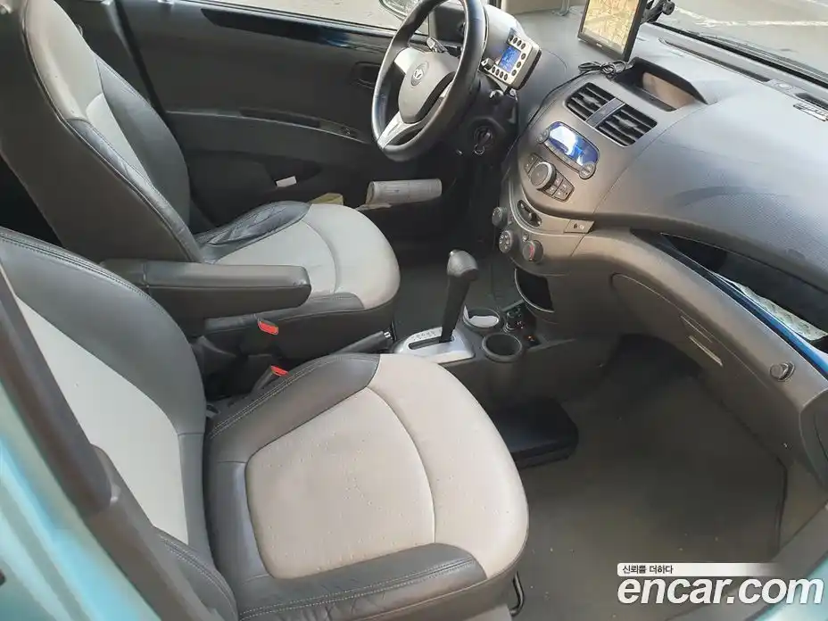 Chevrolet Matiz 2010 1.0 Автомат в Москве № 589898, фото 12