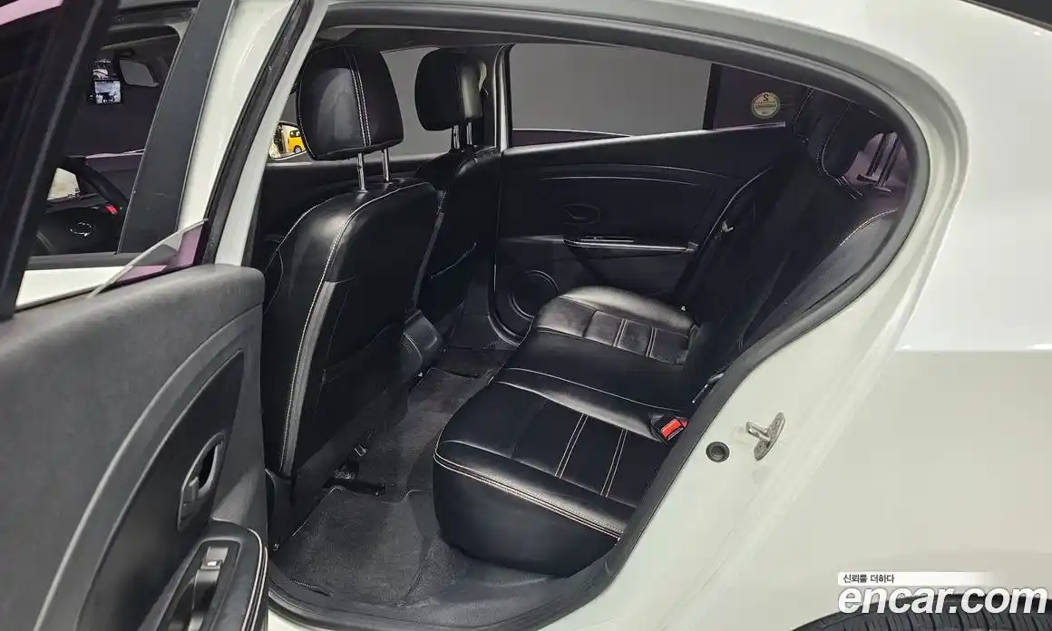 Renault SM3 2016 1.6 Автомат в Москве № 590006, фото 11