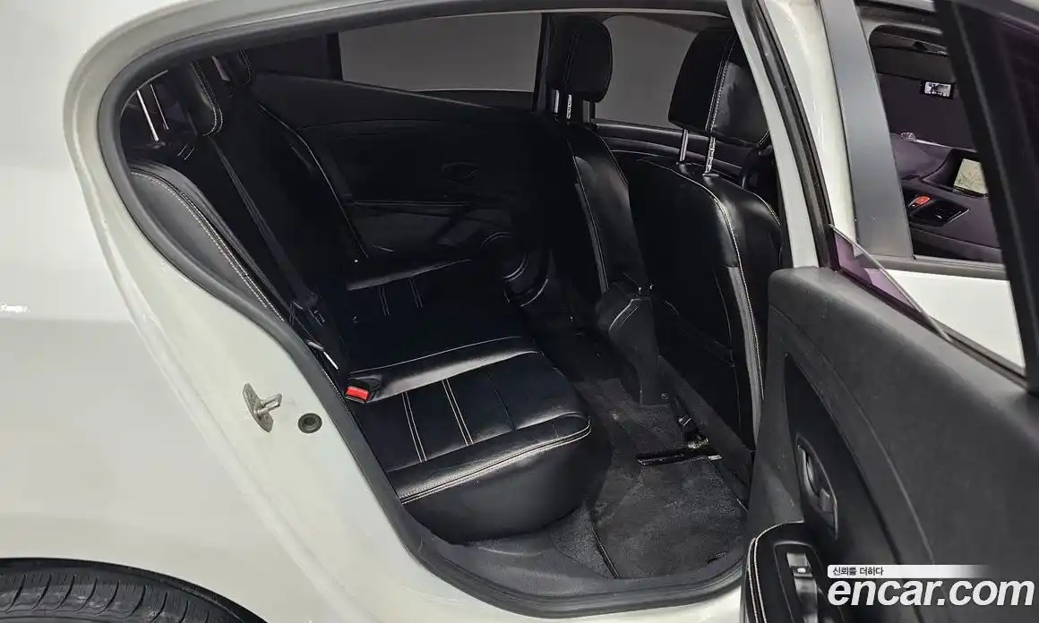 Renault SM3 2016 1.6 Автомат в Москве № 590006, фото 13