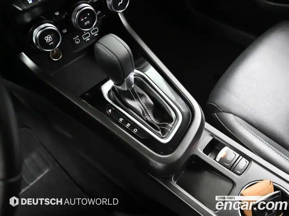 Renault XM3 2023 1.3 Автомат в Москве № 590336, фото 9